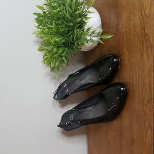 Stuart Weitzman Leather Heels Size 8.5 EUC